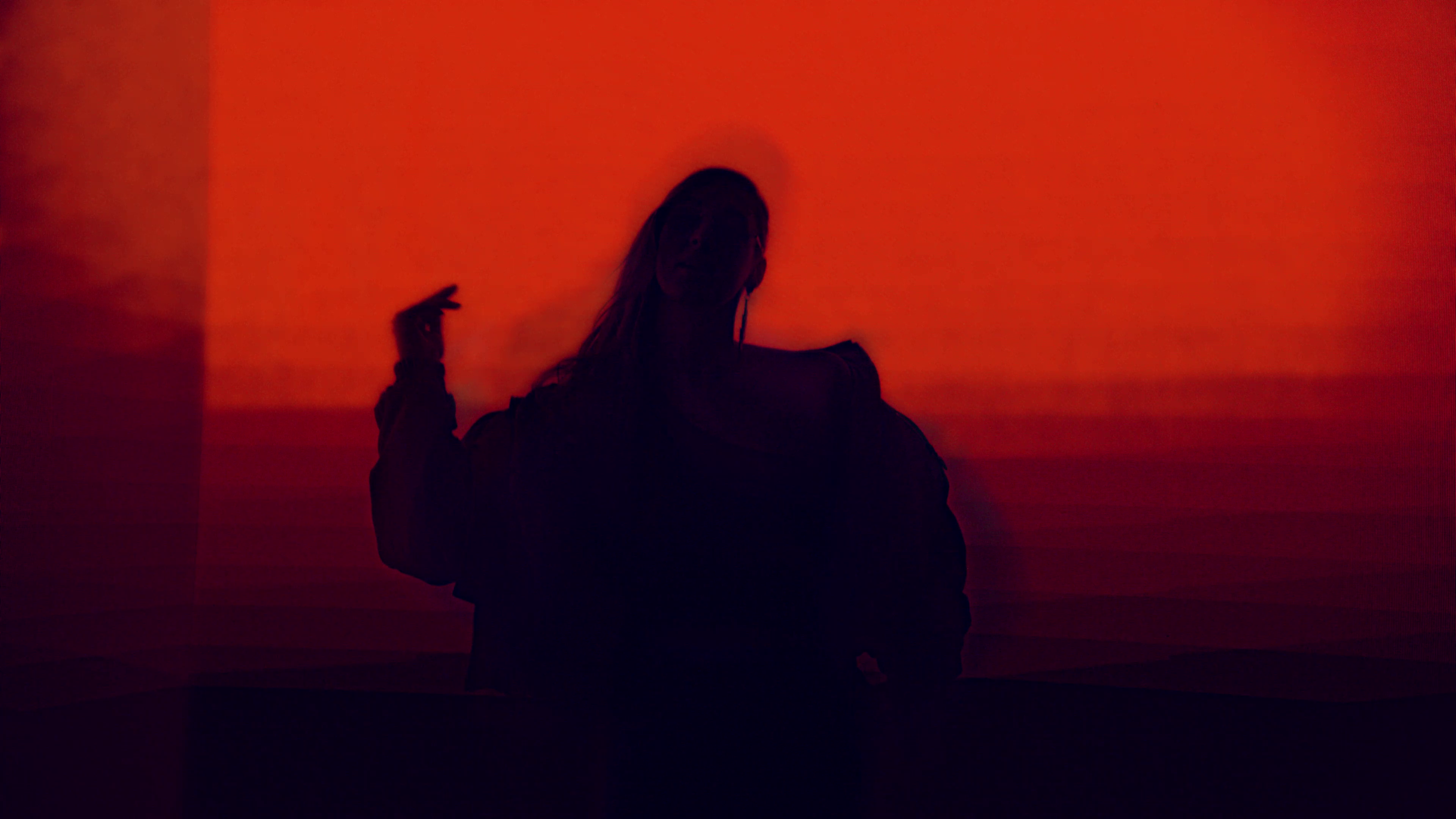LECtronic – Dance With Me
